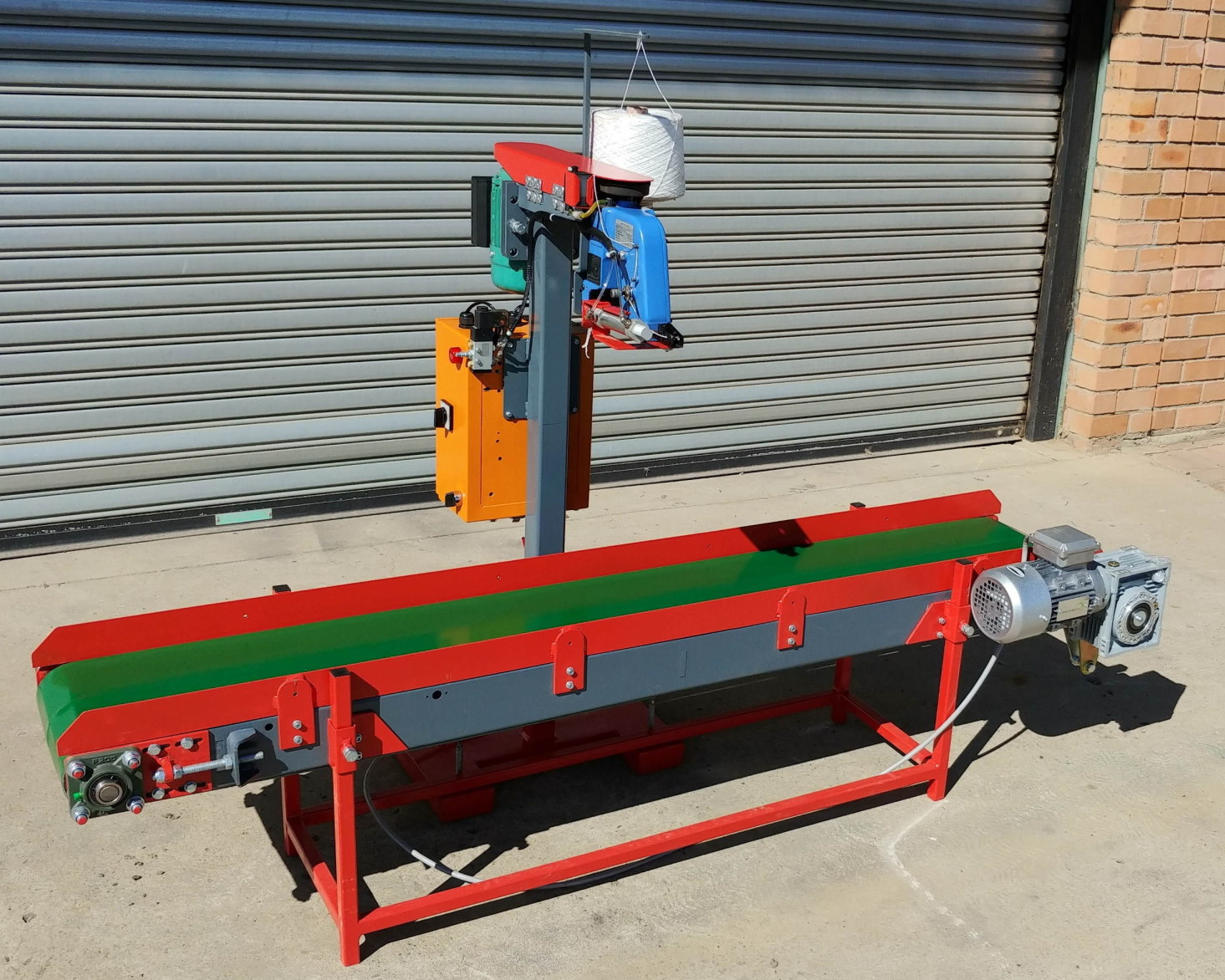 Eco Stitching Machine With Belt Conveyor